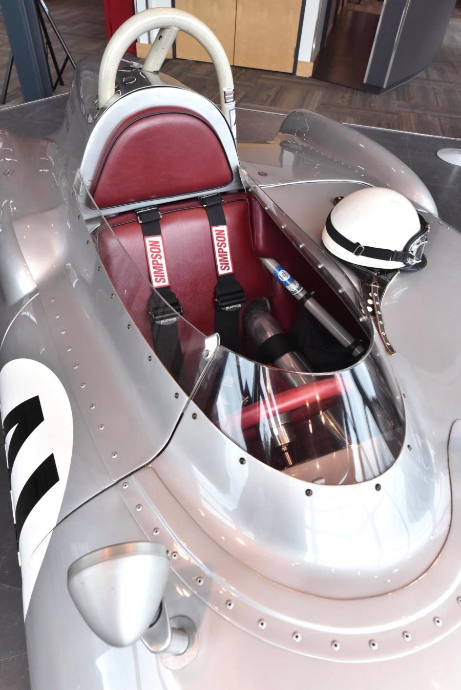 Детали экстерьера Lotus Eleven Le Mans (180) 1956 года  (фото 35 из 80)